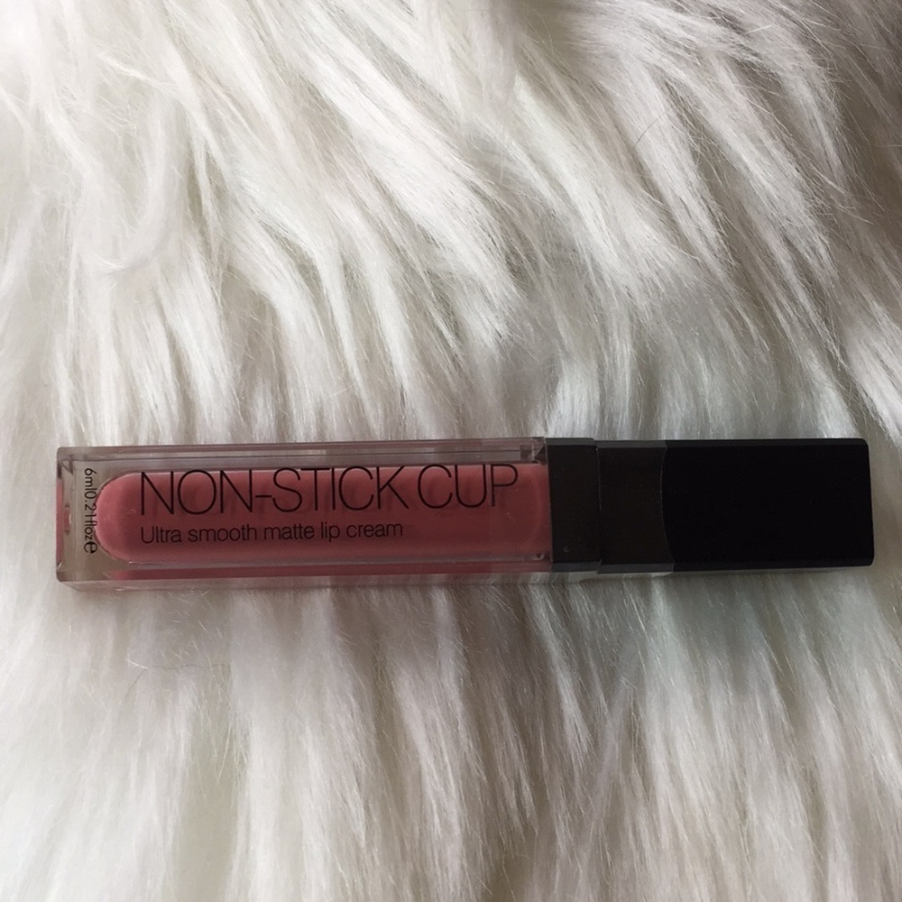 OKALAN Non-Stick Cup Matte Lip Cream - Picture 2 of 7